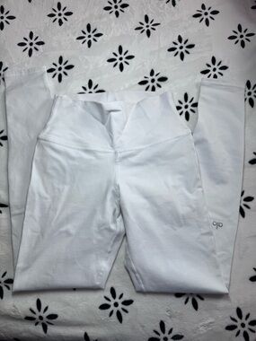 ALO Yoga White Athletic Leggings